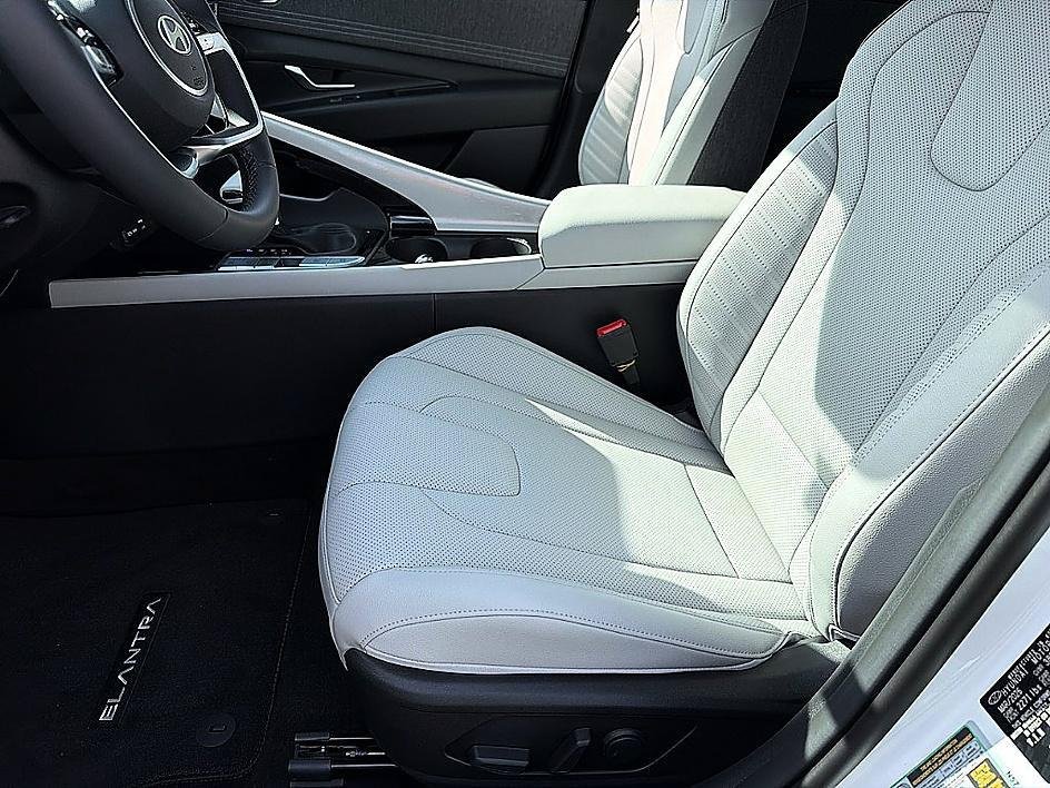 New 2026 Serenity White Hyundai Limited image 23