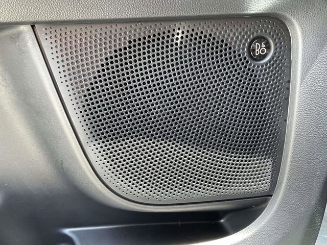 New 2026 Carbonized Gray Metallic Ford Badlands image 6