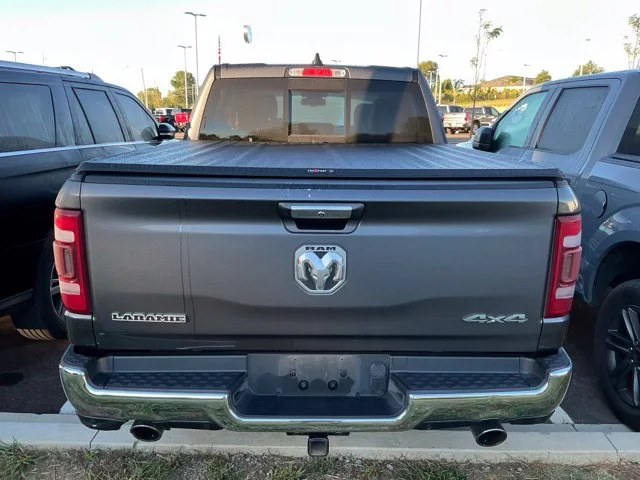Used 2019 Granite Crystal Clearcoat Metallic Ram Laramie image 7