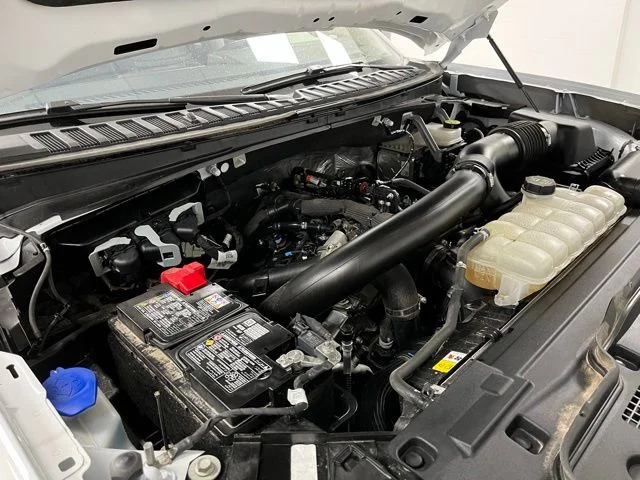 Used 2025 White Ford Platinum image 58
