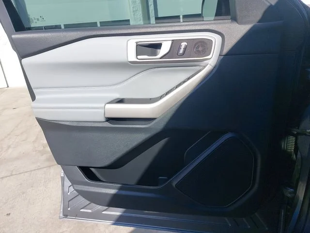 Used 2022 Gray Ford XLT image 26
