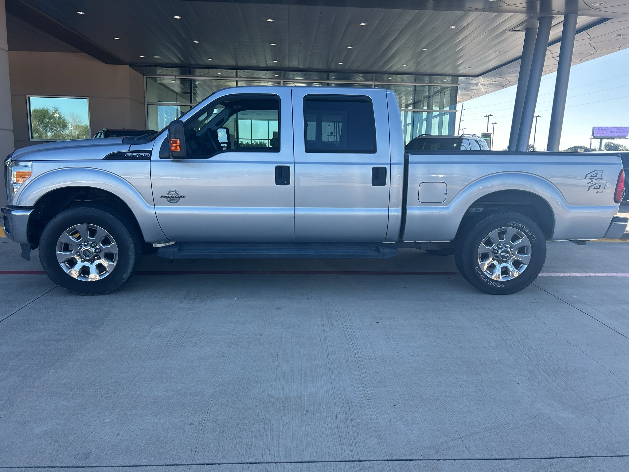 Used 2016 Ingot Silver Metallic Ford XL image 15