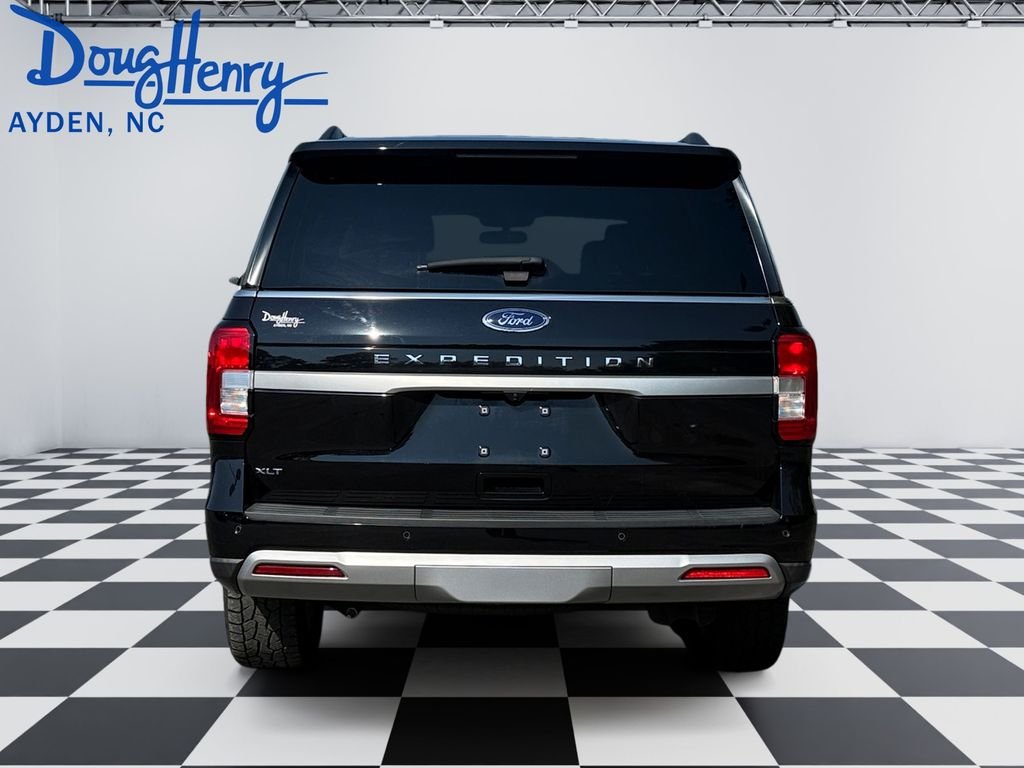 Used 2024 Black Ford XLT image 4