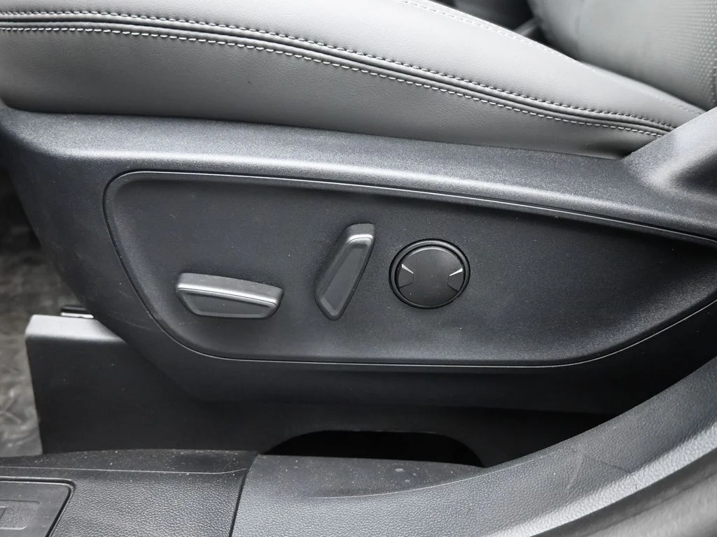 New 2025 Black Ford Badlands image 10
