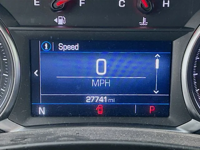 Used 2022 Red GMC SLE image 10