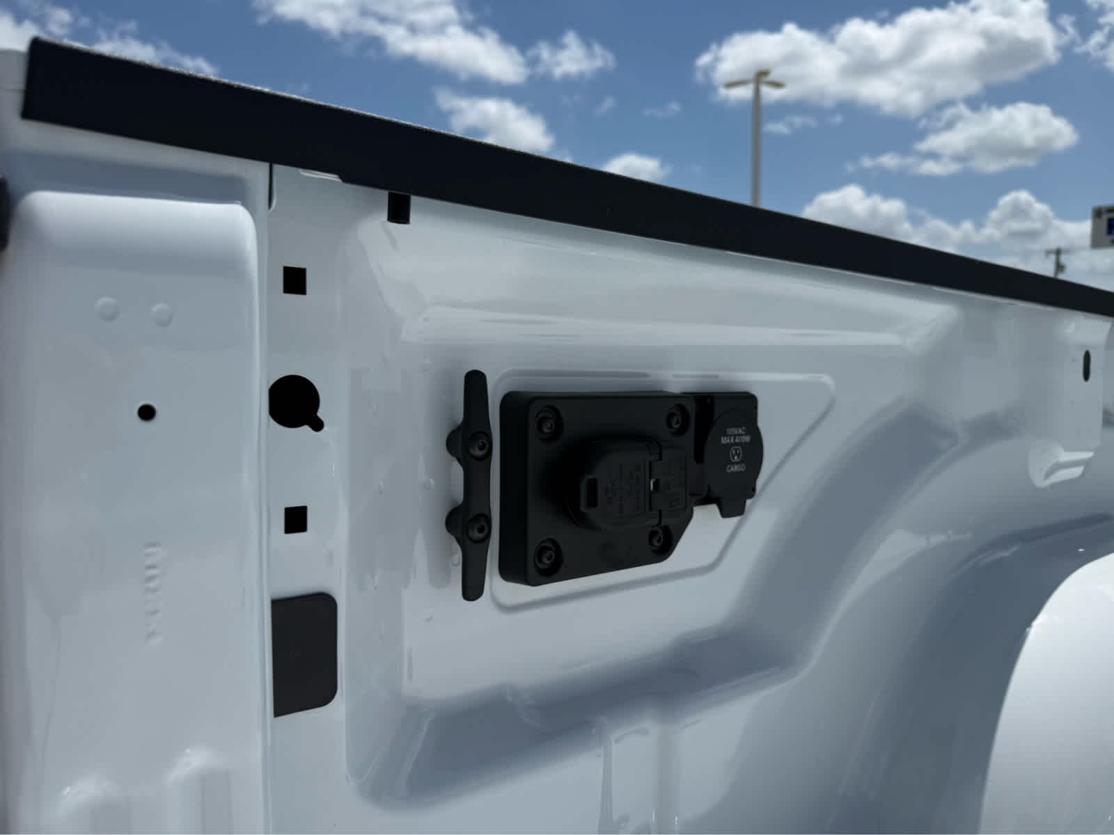 New 2026 Bright White Clearcoat Ram Tradesman image 9