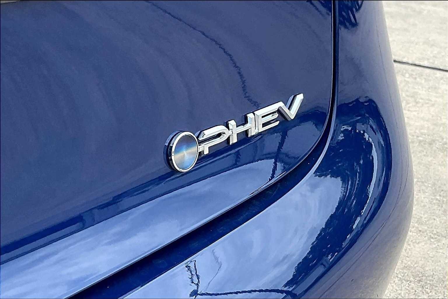 New 2026 Reservoir Blue Toyota XSE image 9