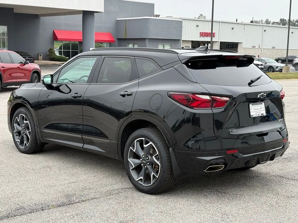 Used 2020  Chevrolet RS image 6