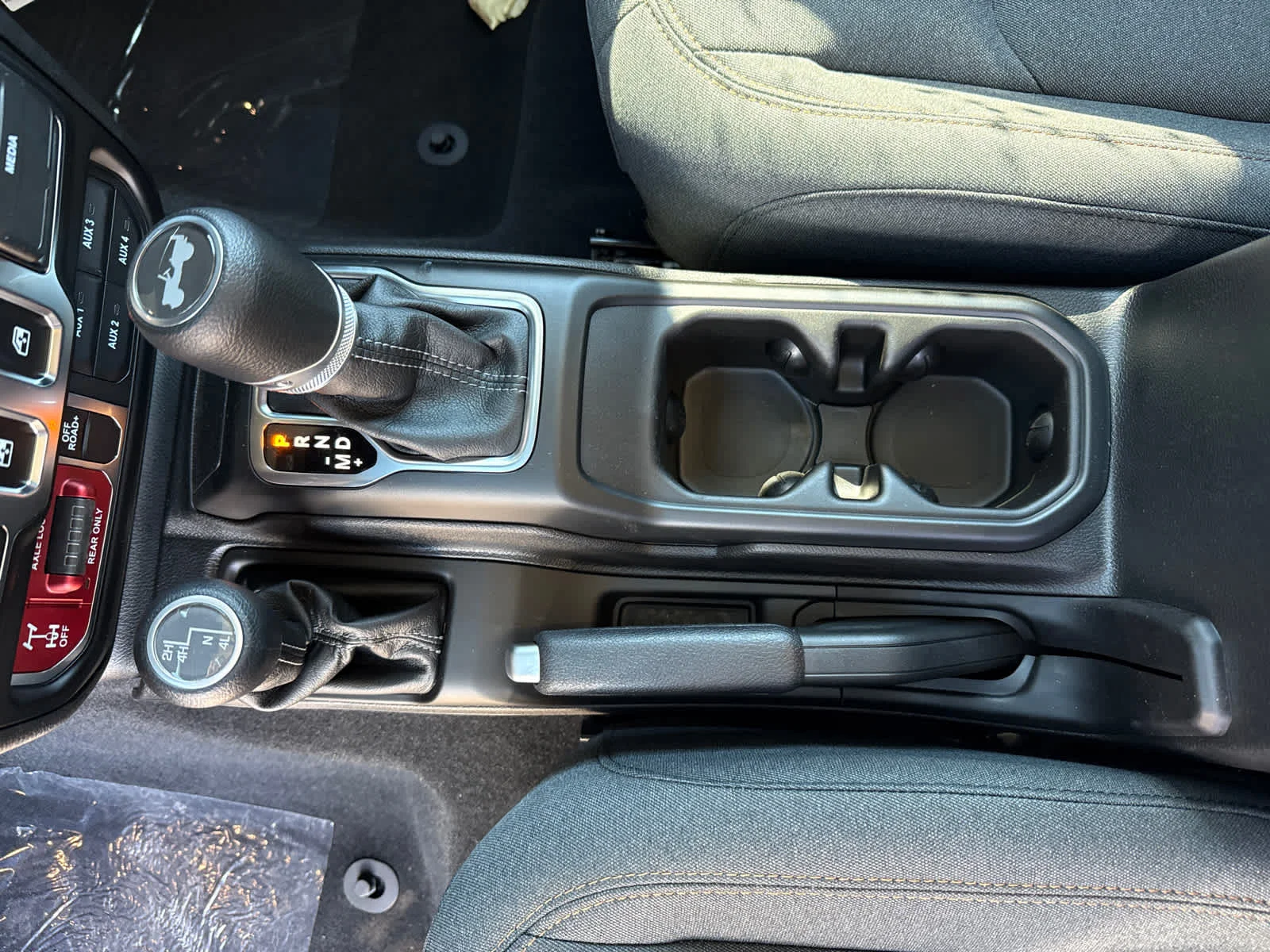 2026 Jeep Wrangler 2-Door Willys - Photo 26