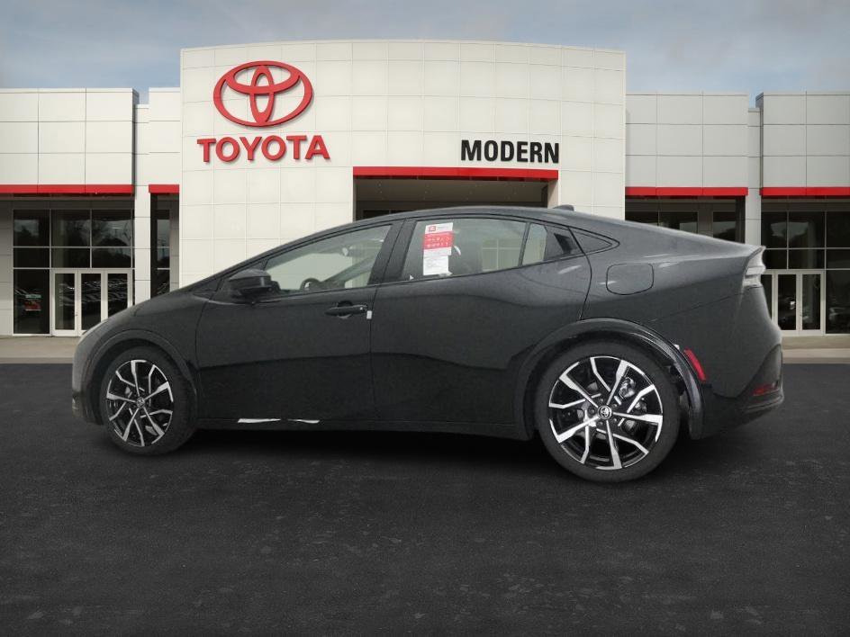 New 2026 Midnight Black Met Toyota XSE image 11