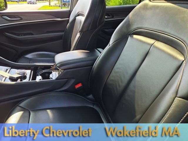 Used 2023 Rocky Mountain Pe Jeep Limited image 13