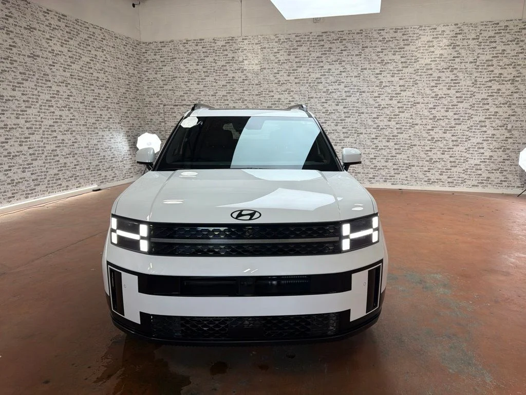 Used 2026 Serenity White Hyundai Calligraphy image 2