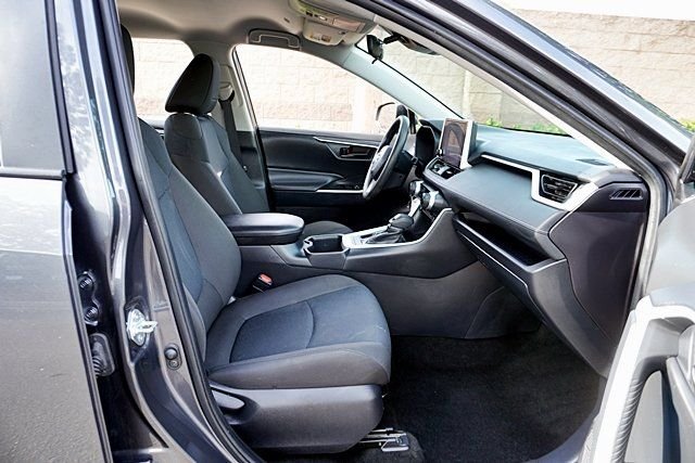 Used 2025 Gray Toyota LE image 10