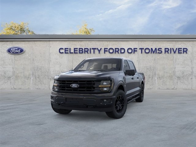 New 2026 Agate Black Metallic Ford XLT image 2