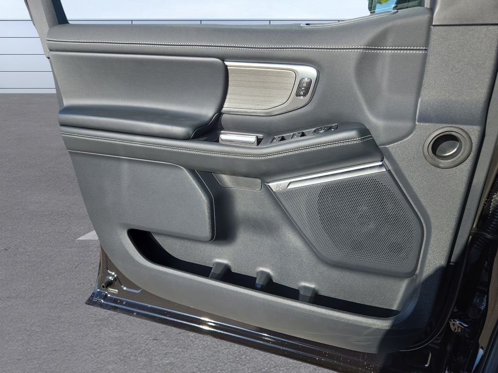 New 2027 Agate Black Metallic Ford Platinum image 24