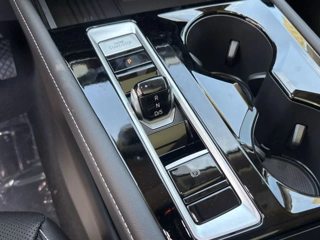 New 2026 Silver Volkswagen 2.0T SE w/Technology image 14
