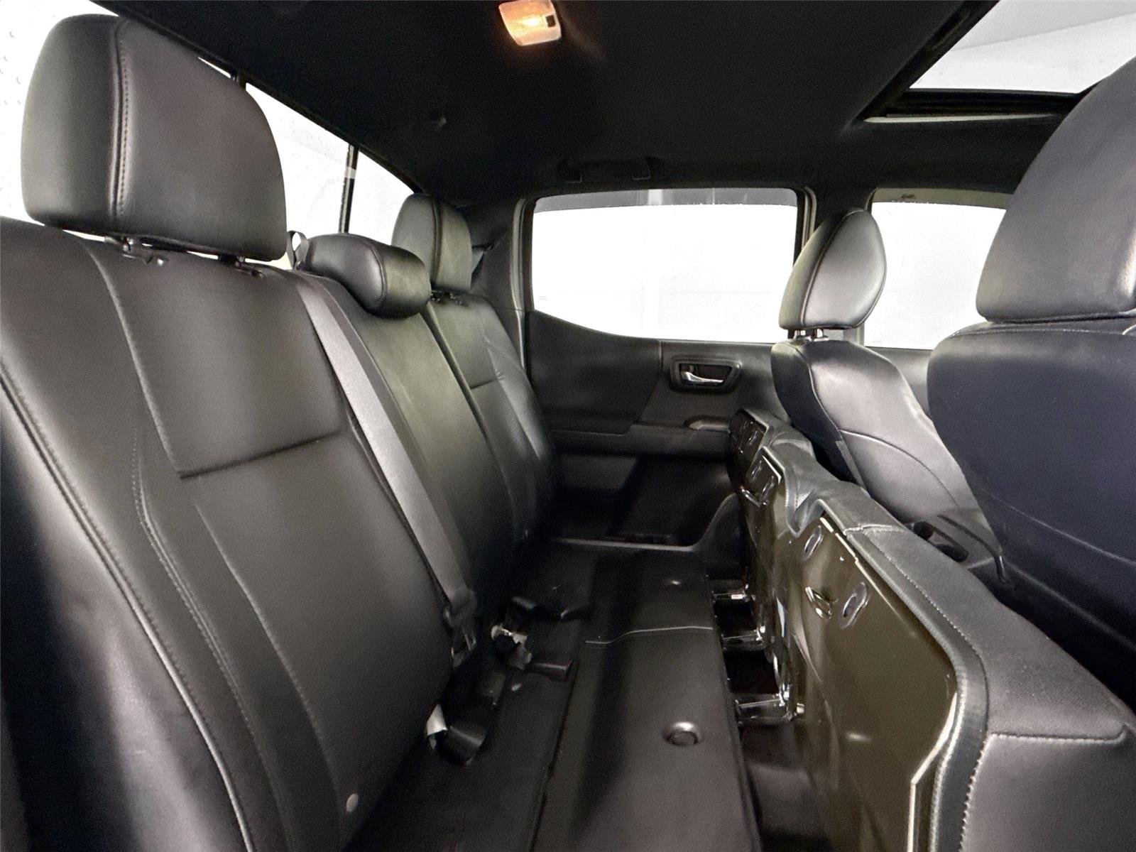Used 2022 White Toyota TRD Off-Road image 38
