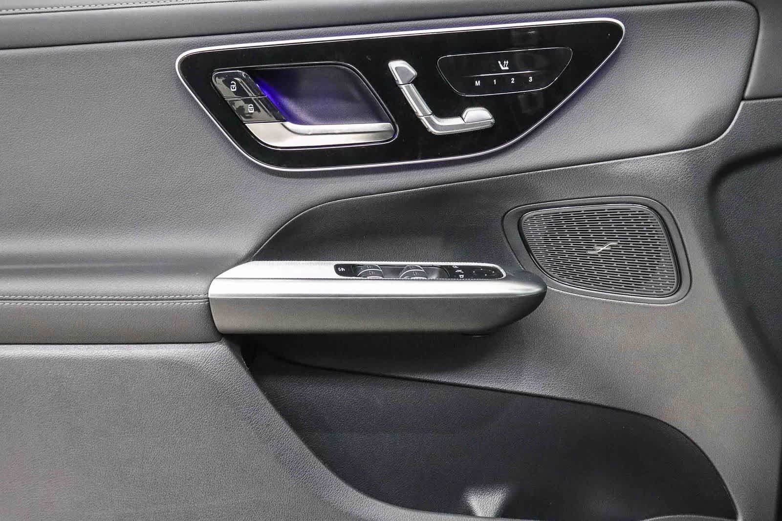 Certified Used 2026 MANUFAKTUR Graphite Grey Magno Mercedes-Benz AMG® GLC 43 image 26