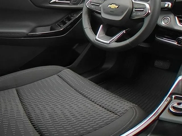 2026 Chevrolet Equinox LT - Photo 38