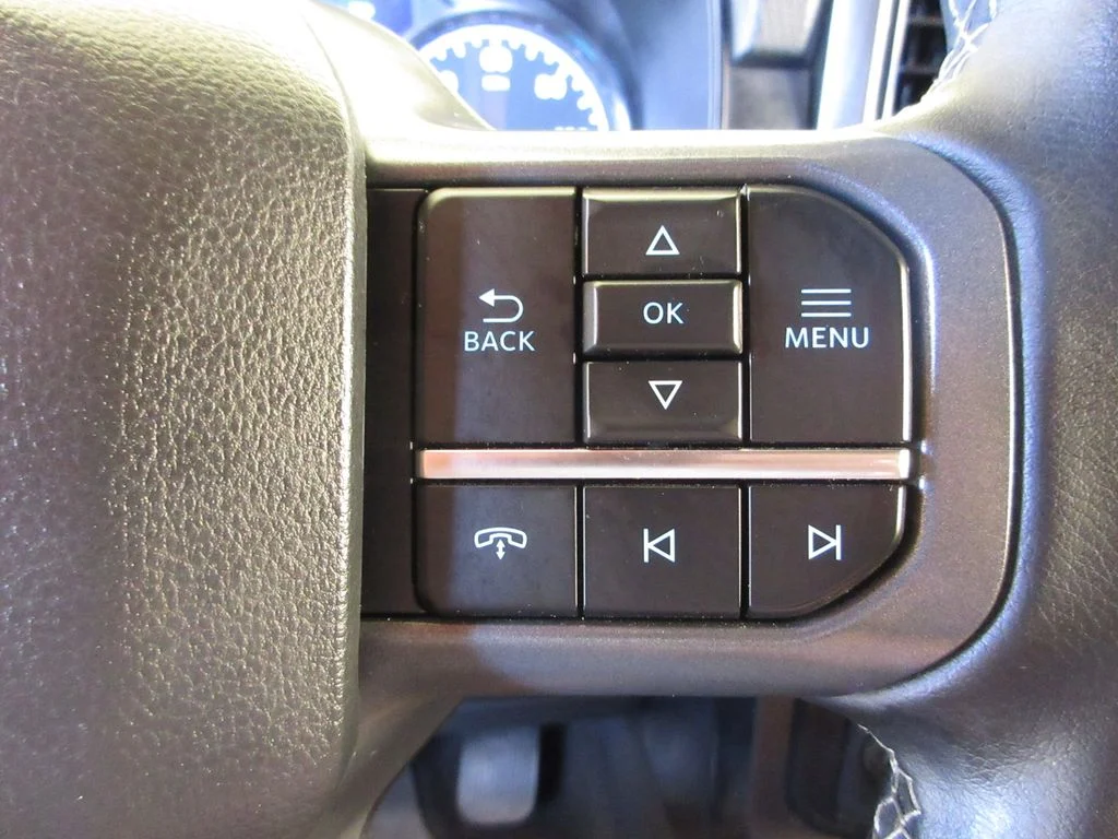 Certified Used 2023 Avalanche Ford XLT image 17