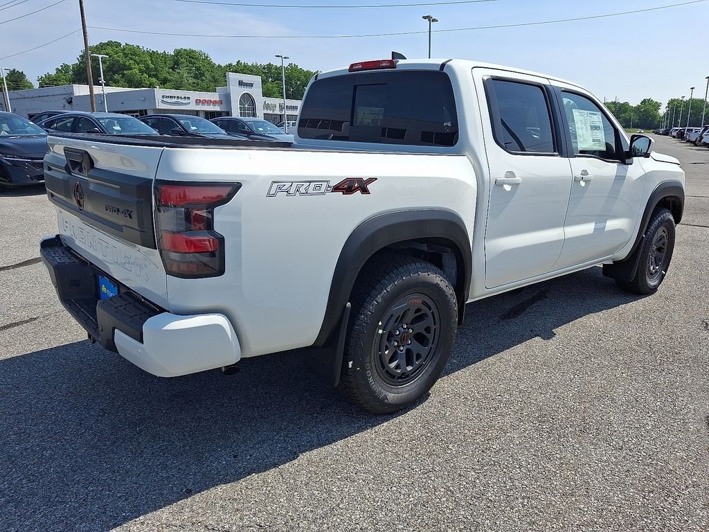 New 2026 White Nissan PRO-4X image 4