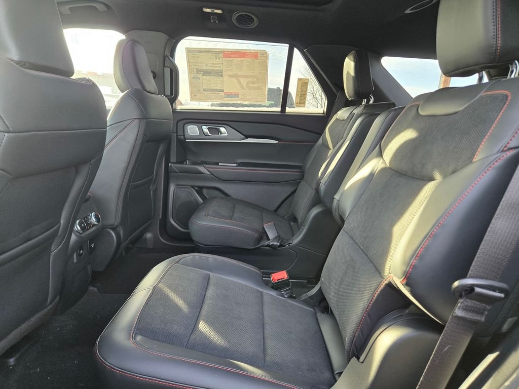 New 2026 Star White Metallic Tri-Coat Ford ST image 21