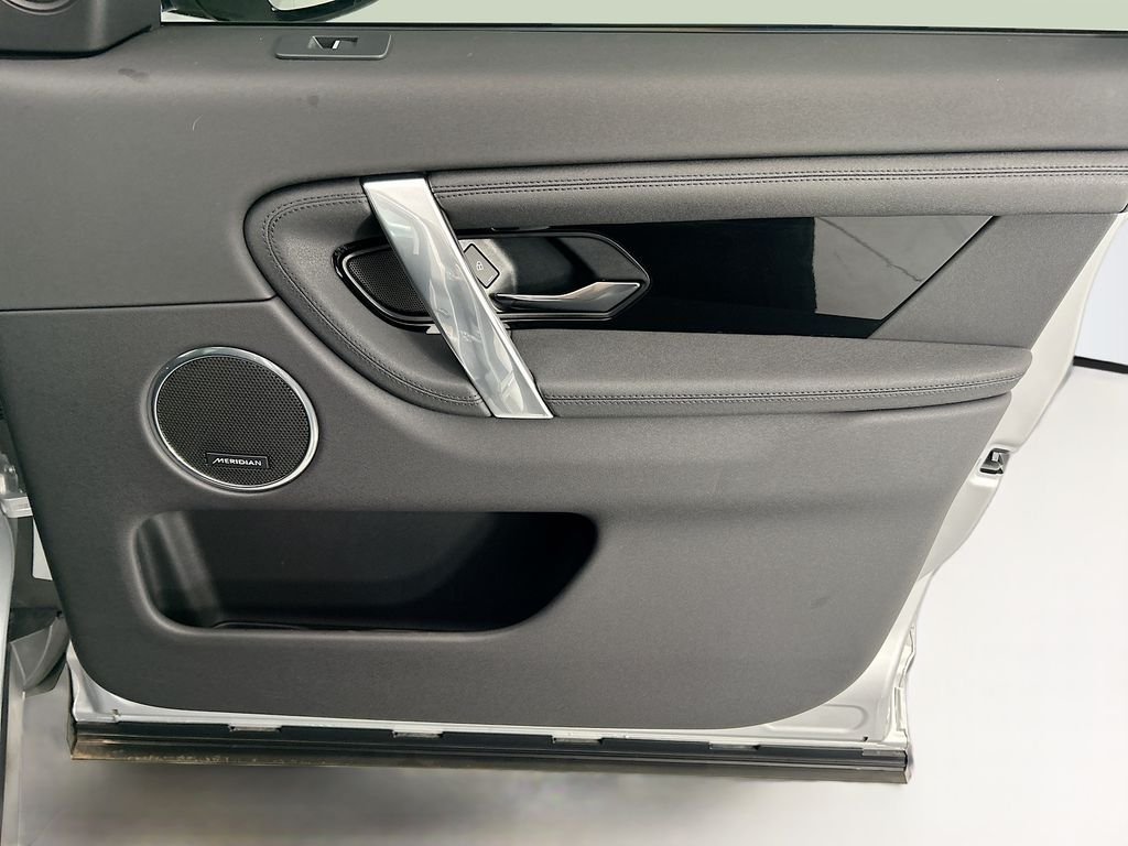 2025 Land Rover Discovery Sport S - Photo 23