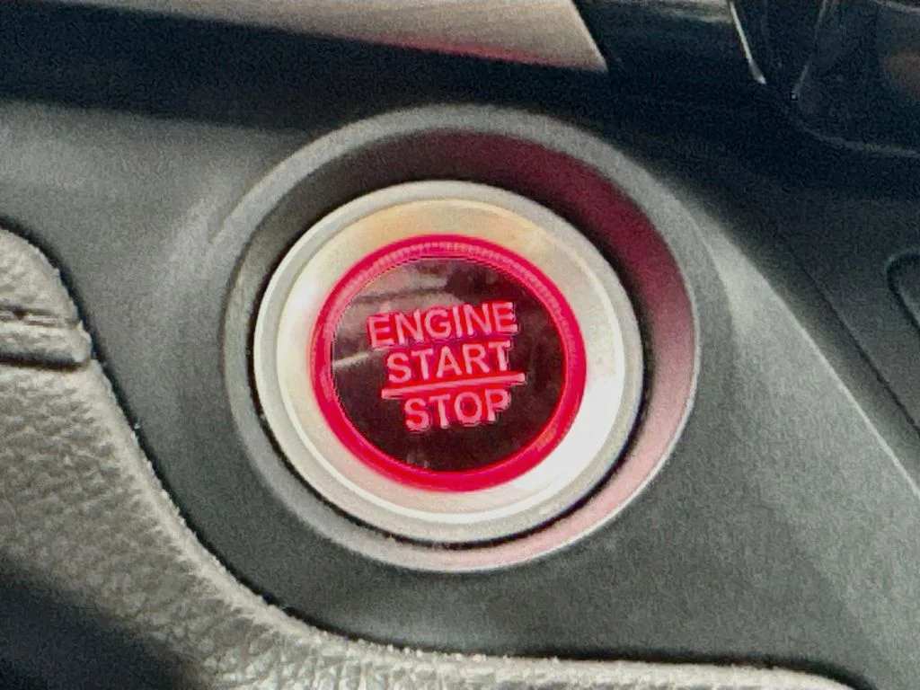 Used 2018 Silver Honda Touring image 19