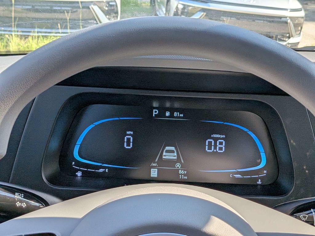 New 2026 White Hyundai SE image 27
