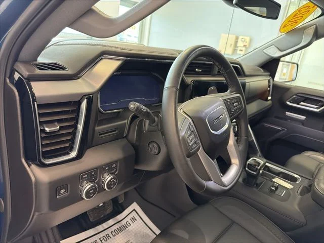 Used 2025 Blue GMC Denali image 23