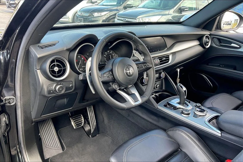 Used 2023 Black Alfa Romeo Veloce image 13