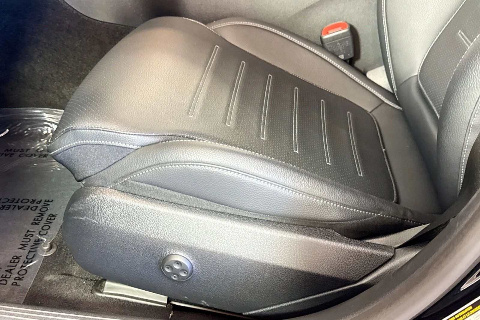 Used 2023 Black Mercedes-Benz C 300 image 18