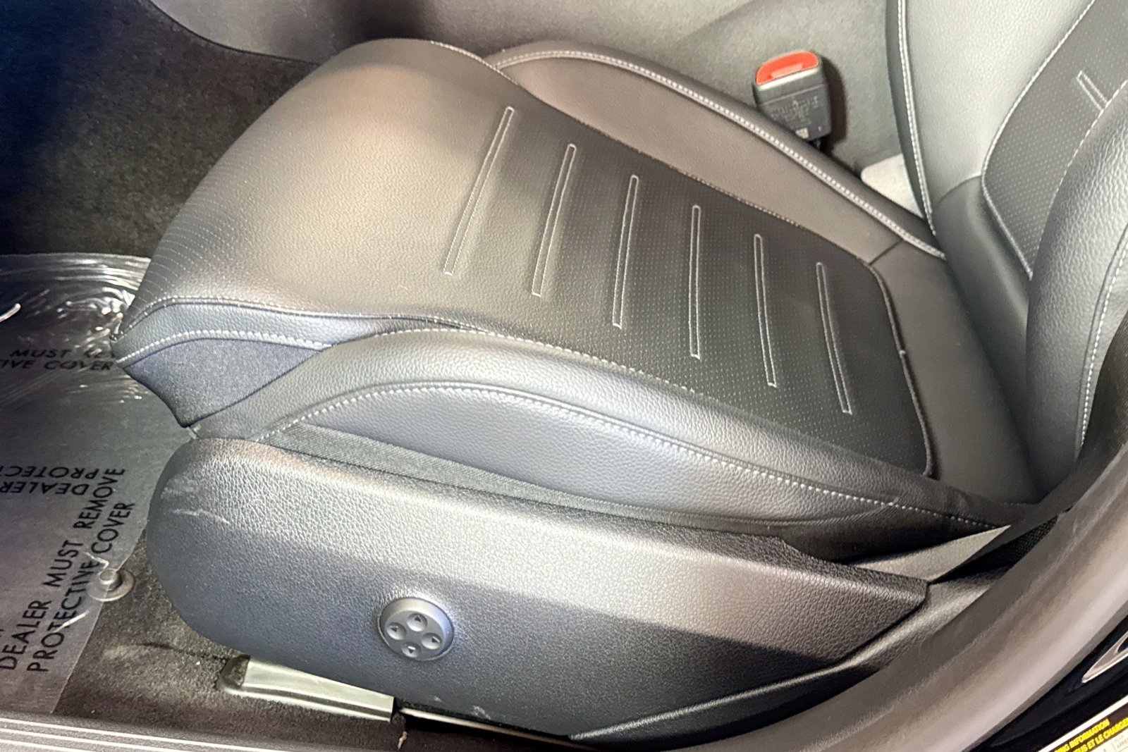 Used 2023 Black Mercedes-Benz C 300 image 18