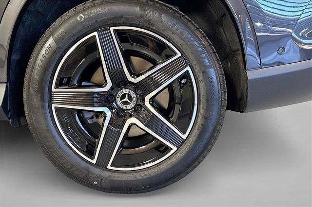 New 2026 Graphite Grey Metallic Mercedes-Benz GLC 300 image 57