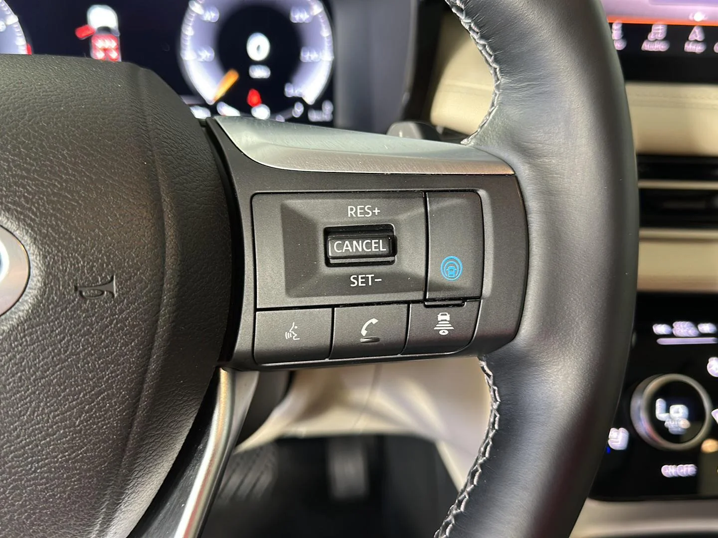 Used 2023 Moonbow Blue INFINITI SENSORY image 14