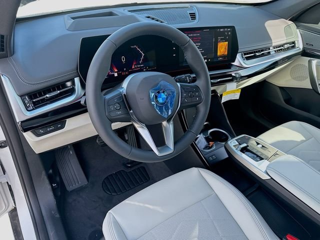 New 2026 White BMW xDrive28i image 7