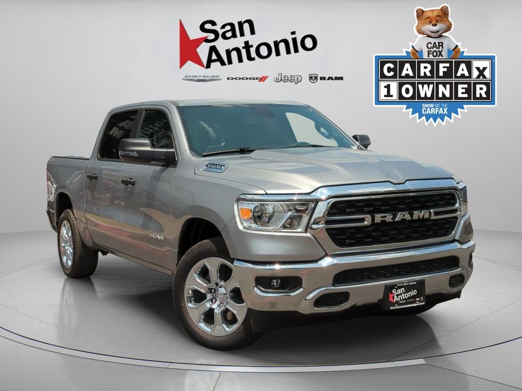 2023 RAM 1500 Big Horn/Lone Star 4x4 Crew Cab 5'7's photo