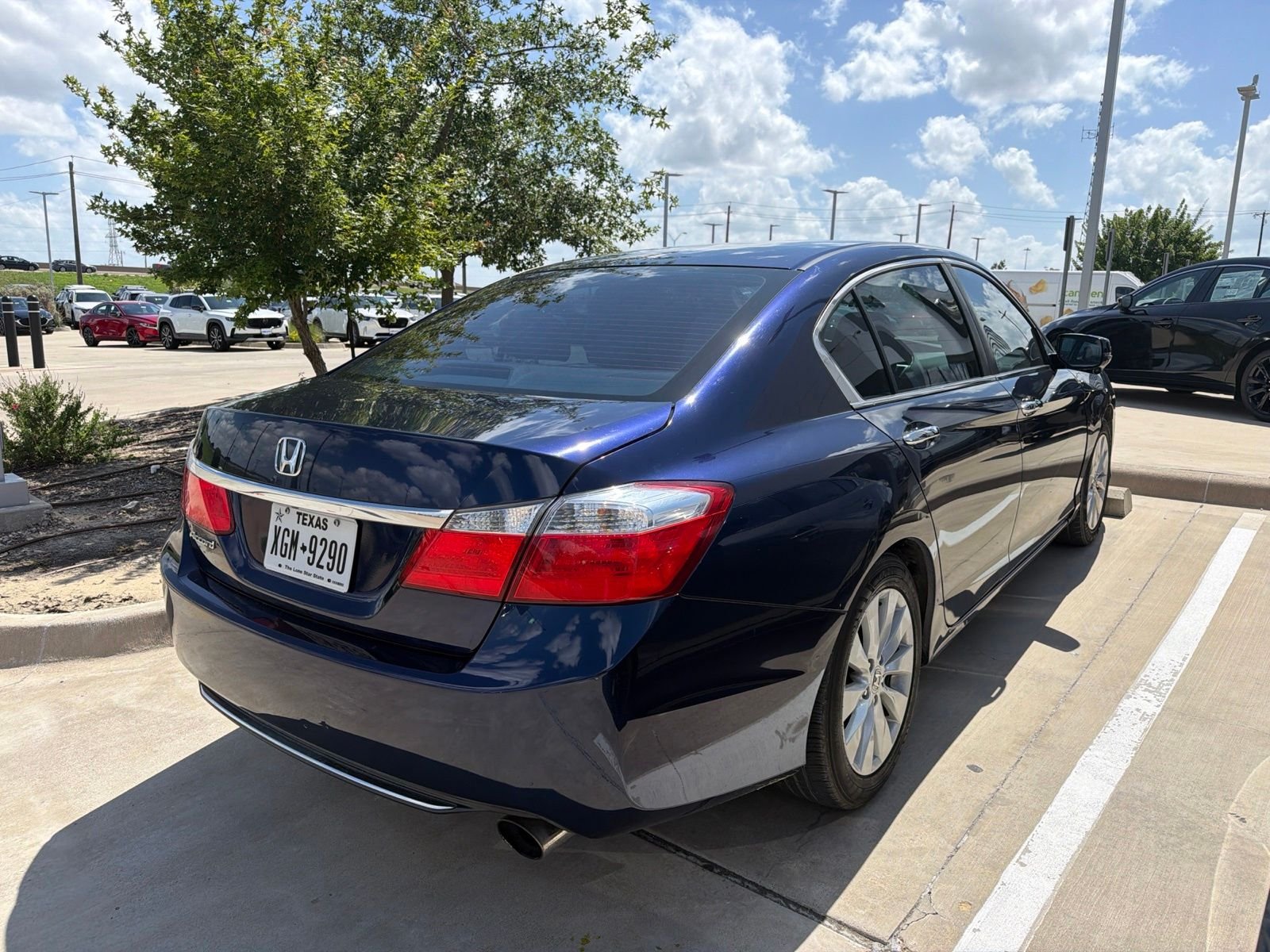 Used 2015 Blue Honda EX image 10