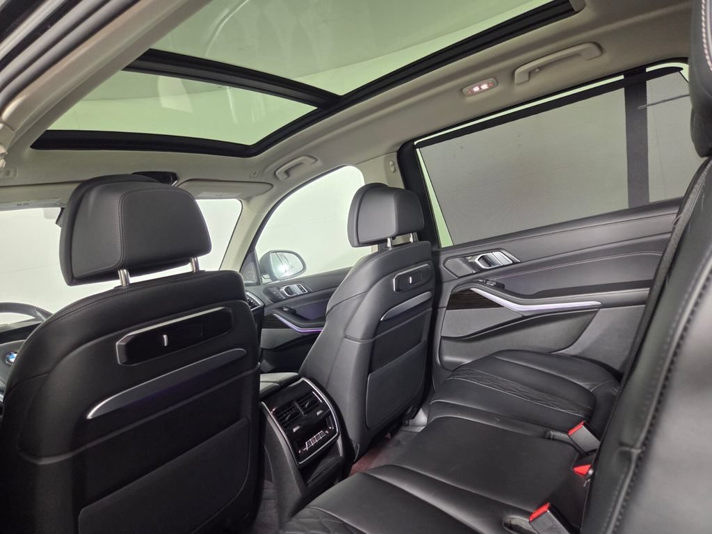 2025 BMW X7 40i - Photo 24