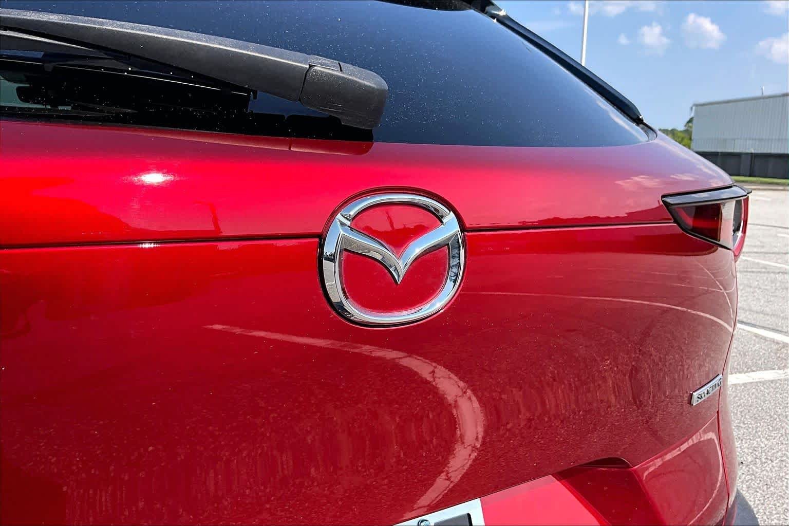 Used 2020 Soul Red Crystal Metallic Mazda Premium Package image 10