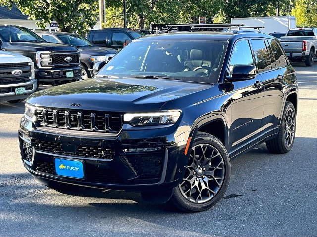 Used 2026 Black Jeep Summit image 3