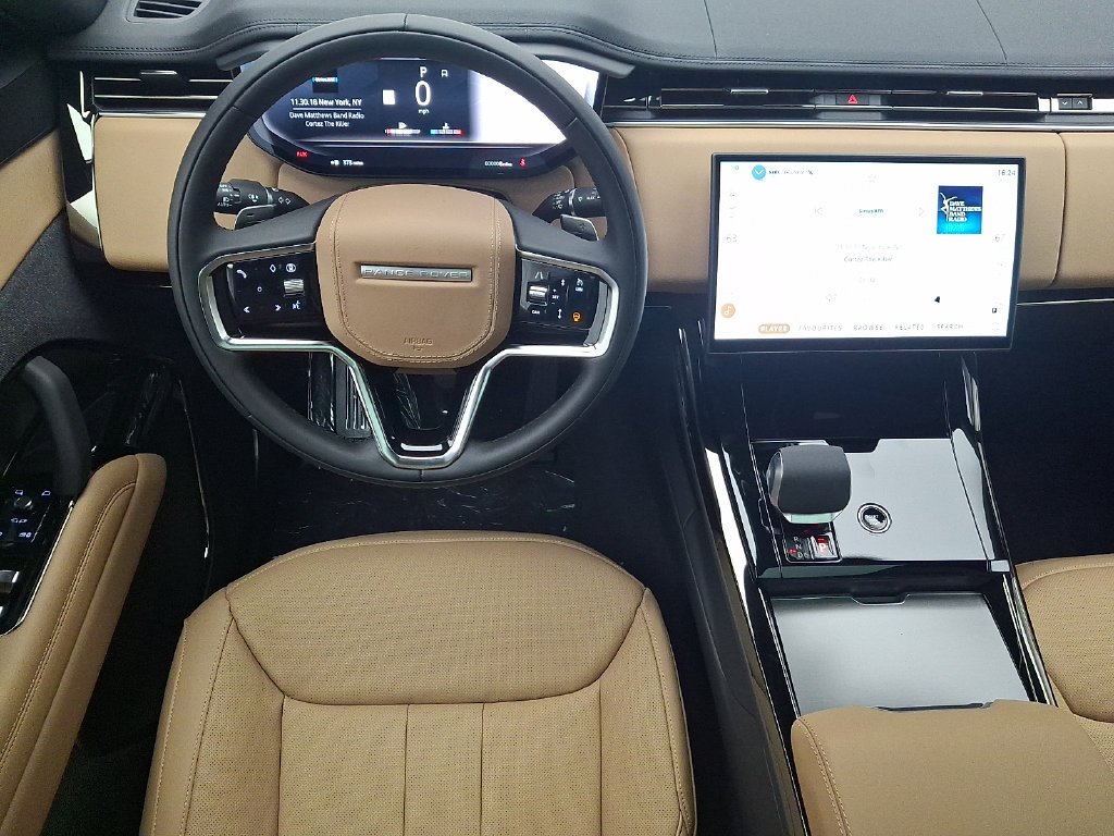 New 2027 Fuji White Land Rover SE image 8