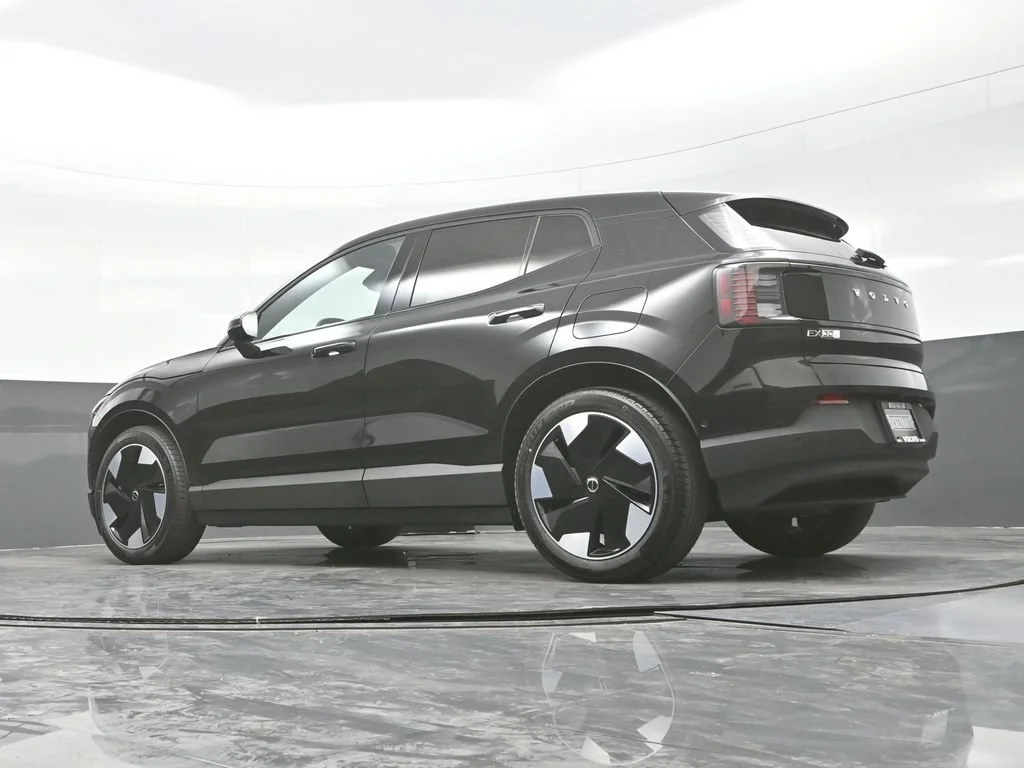 New 2026 Black Volvo Twin Motor Performance Ultra image 25