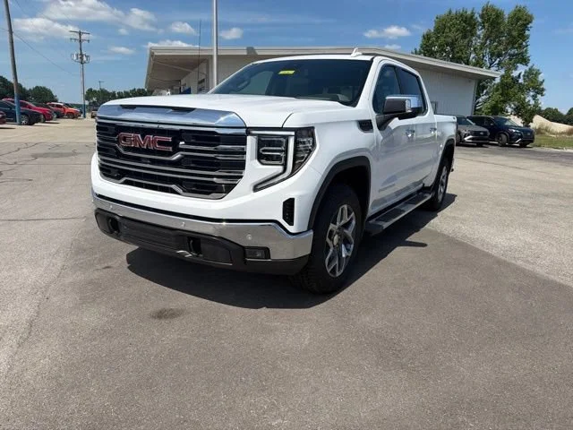 New 2026 Summit White GMC SLT image 2