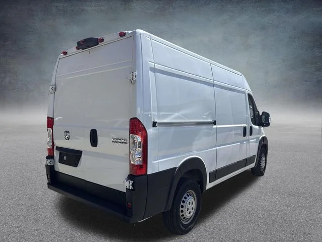 Used 2025 White Ram High Roof image 10