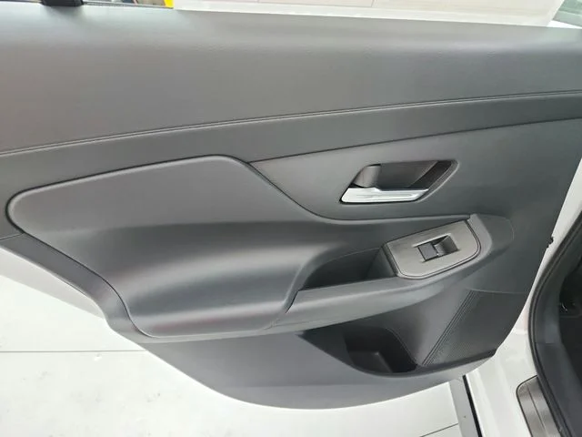 New 2026 White Nissan SR image 38