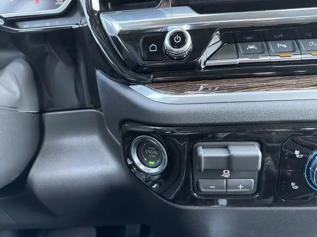 New 2026 Summit White GMC Elevation image 26