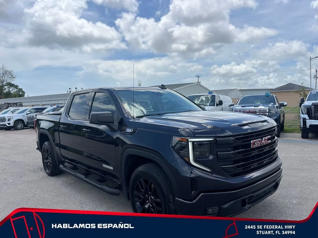 Used 2025 Titanium Rush Metallic GMC Elevation image 2