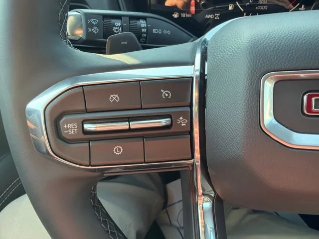 New 2027 Sterling Metallic GMC Elevation image 32