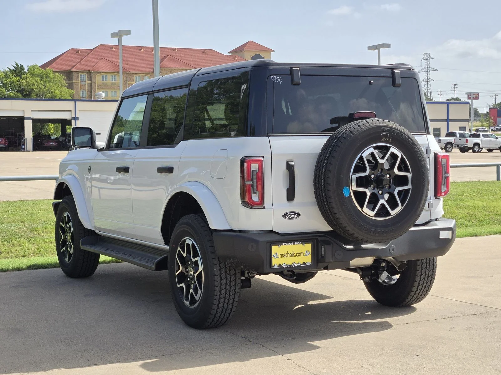 New 2026 Oxford White Ford Outer Banks® image 3